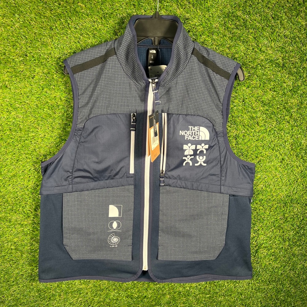 The North Face Womens Trailwear Wind Whistle Vest Shady Blue Large NF0A7WJ6‎ NEW